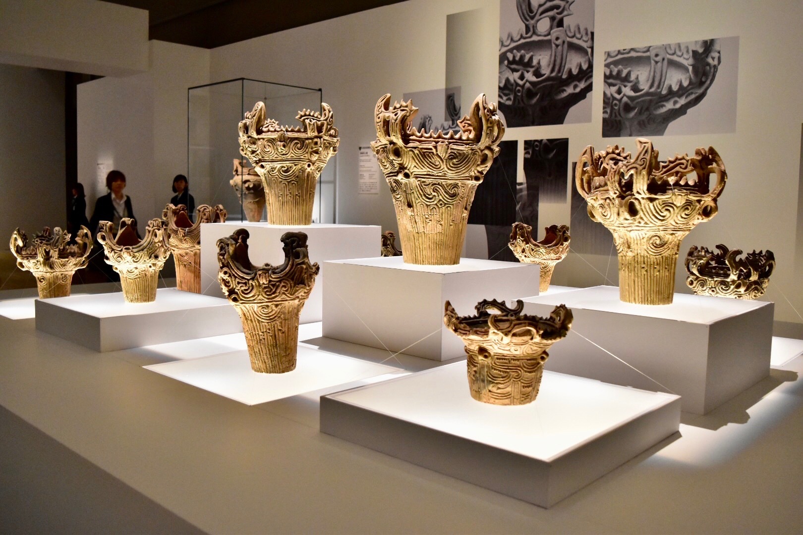 特別展『縄文―1万年の美の鼓動』開幕レポート 国宝が放つ圧倒的存在感 
