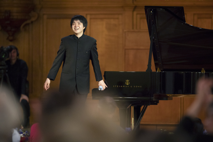 藤田真央 in 第16回チャイコフスキー国際コンクール  (C) Evgeny Evtykhov