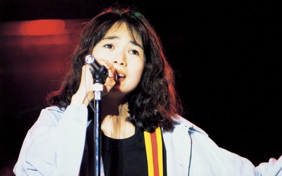 永井真理子「ミラクル・ガール」「ZUTTO」など30年前のライブ映像が