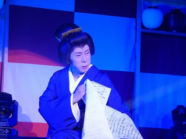 澤村新吾・初代座長　現在は劇団責任者を務める。