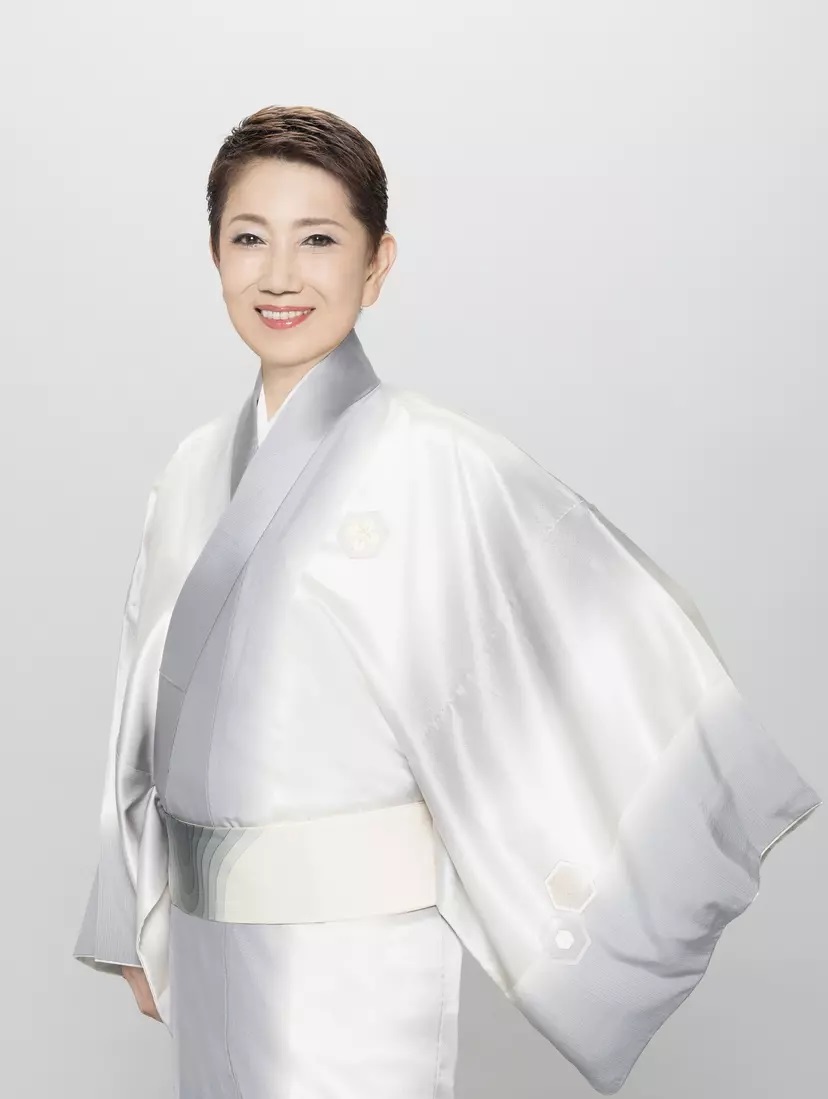 7月7日（金）に歌手の水前寺清子さんが来場。代表曲「三百六十五歩のマーチ」を披露する