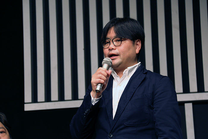 演出の村上大樹（「拙者ムニエル」主宰）